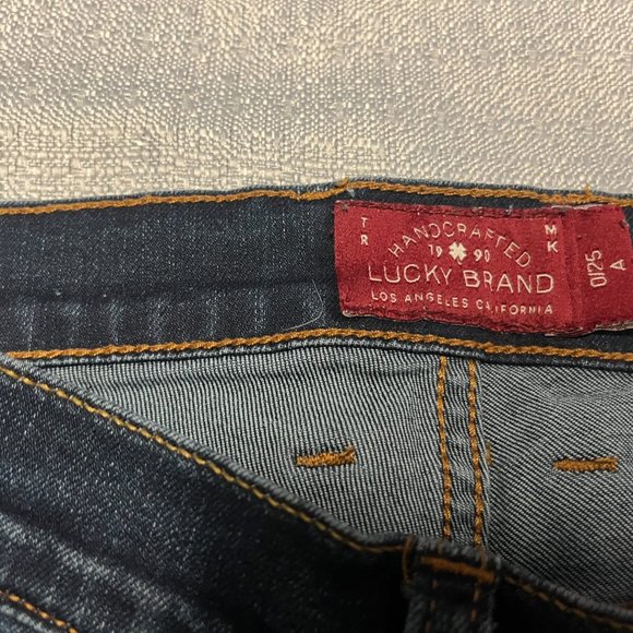 Women's Lucky Jeans Medium Wash Charlie Skinny Distressed Ankle Size 0/25 - Picture 7 of 7